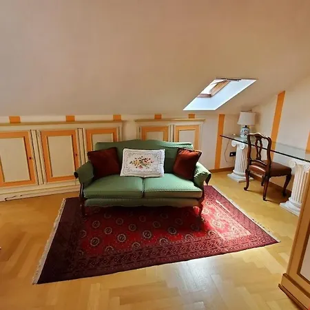 Appartamento Eleganza Di Uno Stile Fuori Dal Tempo