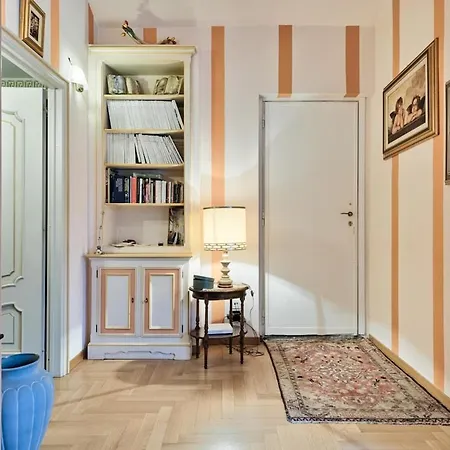 Eleganza Di Uno Stile Fuori Dal Tempo