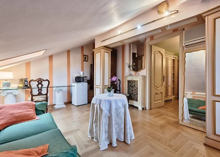 Appartamento Eleganza Di Uno Stile Fuori Dal Tempo Torino