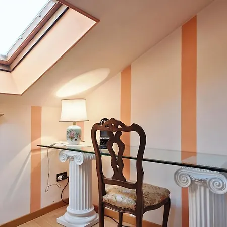 Eleganza Di Uno Stile Fuori Dal Tempo Τορίνο