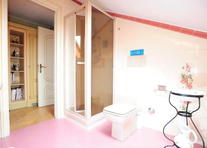 Eleganza Di Uno Stile Fuori Dal Tempo Τορίνο